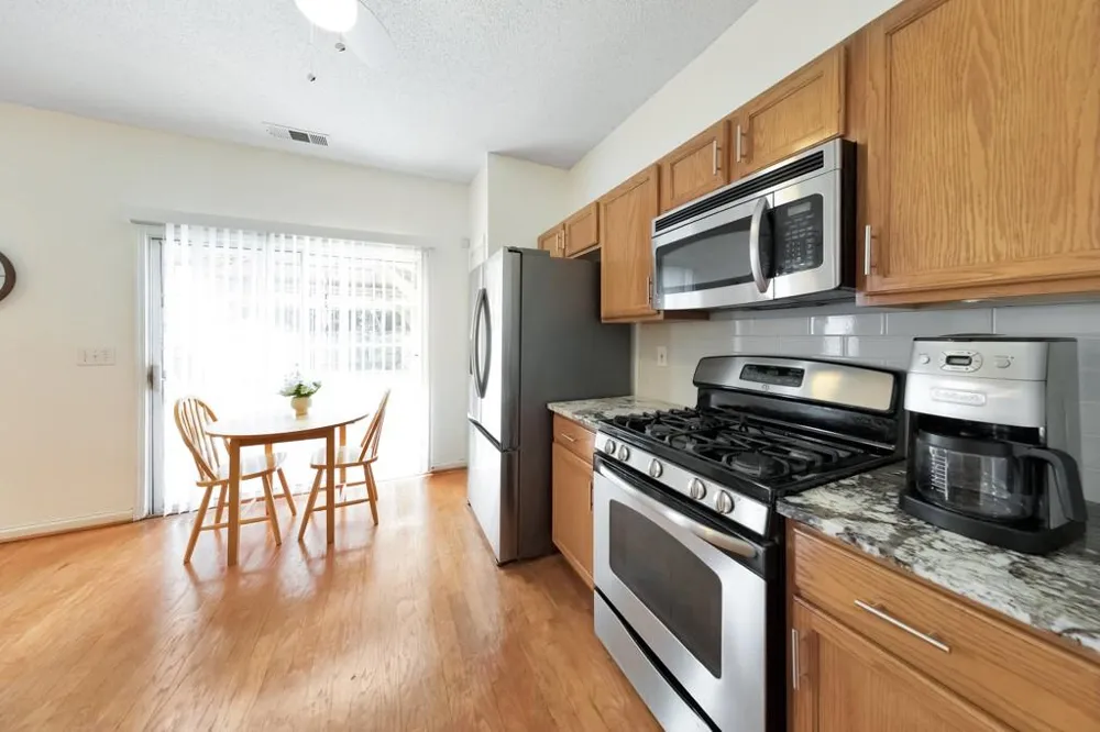 1051 Dunedin Trail Woodstock, GA 30188