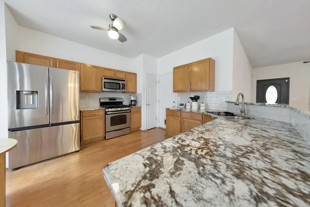 1051 Dunedin Trail Woodstock, GA 30188