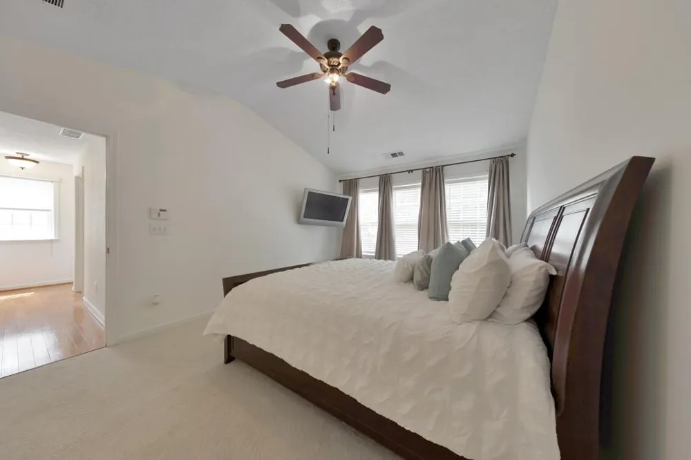 1051 Dunedin Trail Woodstock, GA 30188