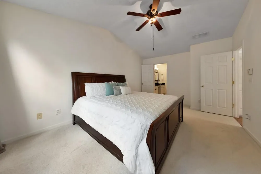 1051 Dunedin Trail Woodstock, GA 30188
