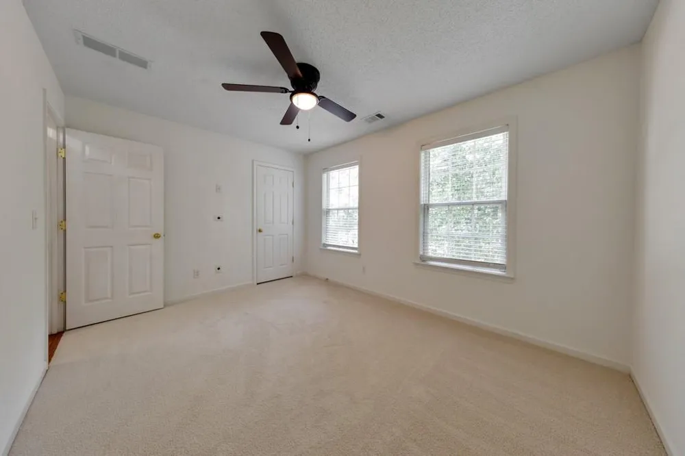 1051 Dunedin Trail Woodstock, GA 30188
