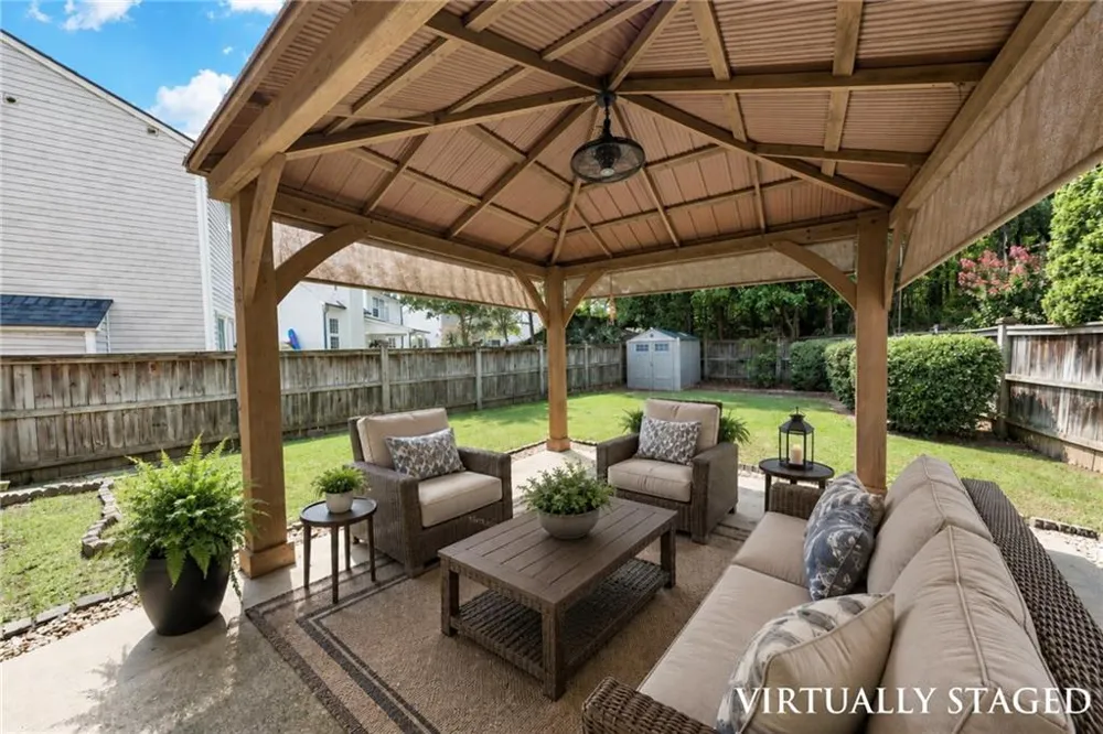 1051 Dunedin Trail Woodstock, GA 30188