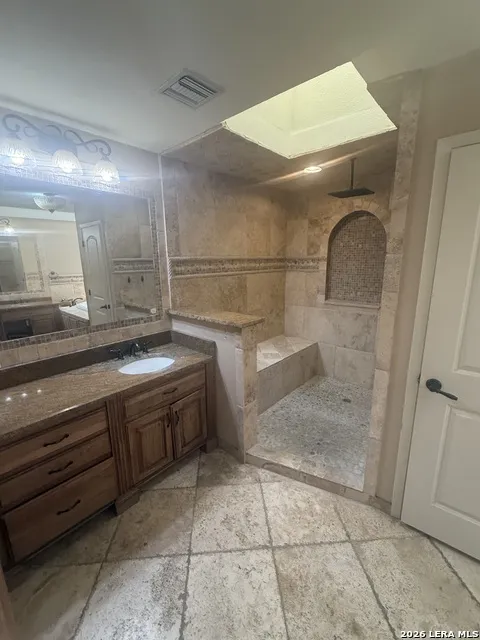 14016 MINT TRAIL DR Hill Country Village, TX 78232