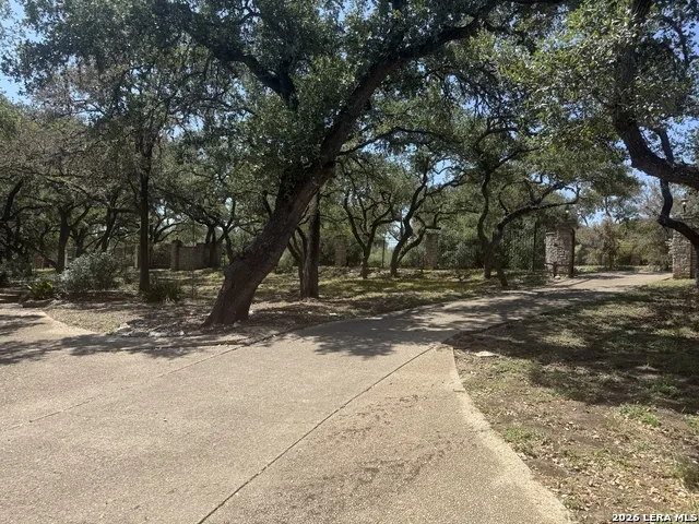 14016 MINT TRAIL DR Hill Country Village, TX 78232