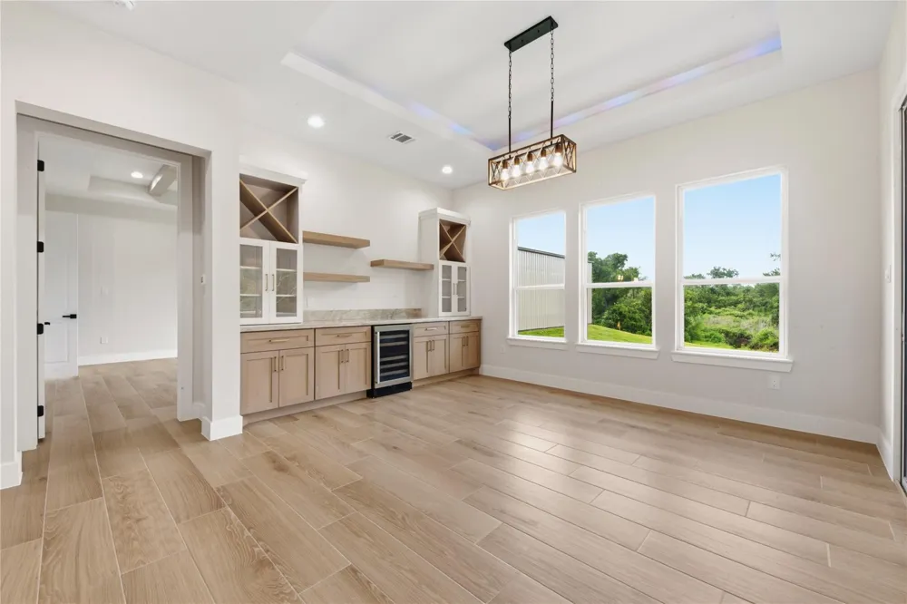 5024 Texana Dr Baytown, TX 77523