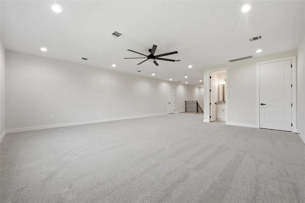 5024 Texana Dr Baytown, TX 77523