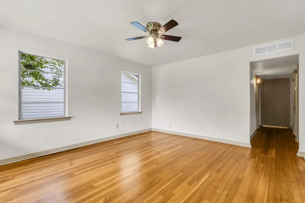 695 Callaway Drive Beaumont, TX 77706