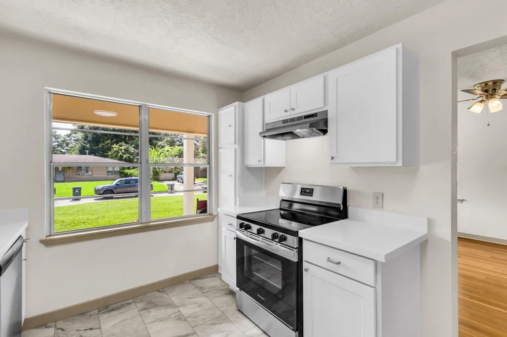695 Callaway Drive Beaumont, TX 77706