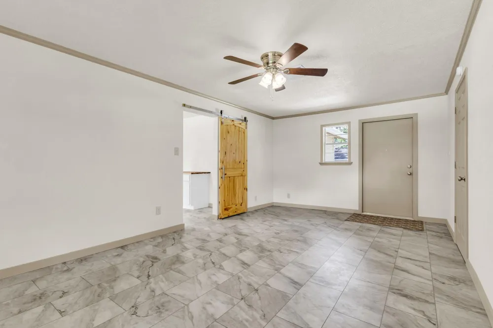695 Callaway Drive Beaumont, TX 77706