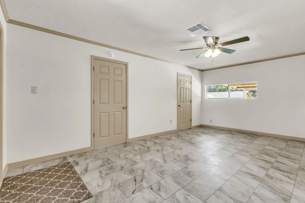695 Callaway Drive Beaumont, TX 77706