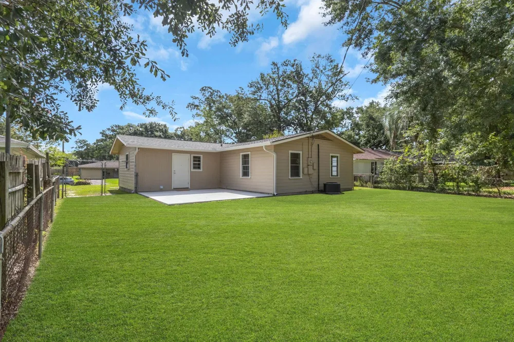 695 Callaway Drive Beaumont, TX 77706