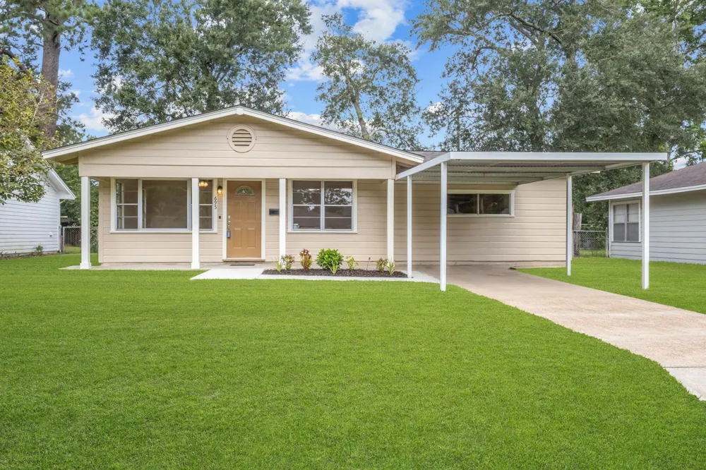 695 Callaway Drive Beaumont, TX 77706