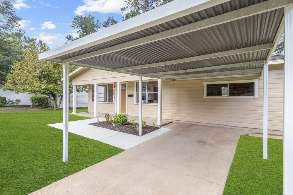 695 Callaway Drive Beaumont, TX 77706