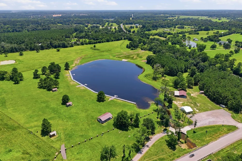 11818 Grand North Road Willis, TX 77378