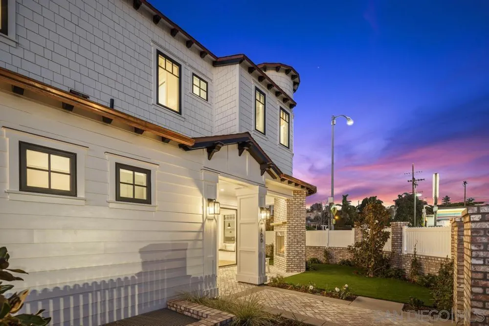 466 Westbourne St La Jolla, CA 92037