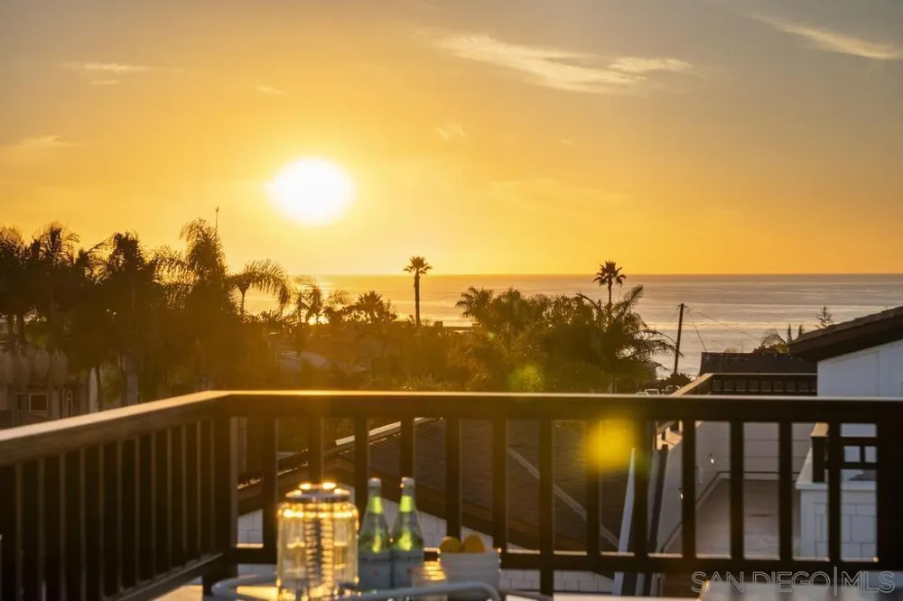 466 Westbourne St La Jolla, CA 92037