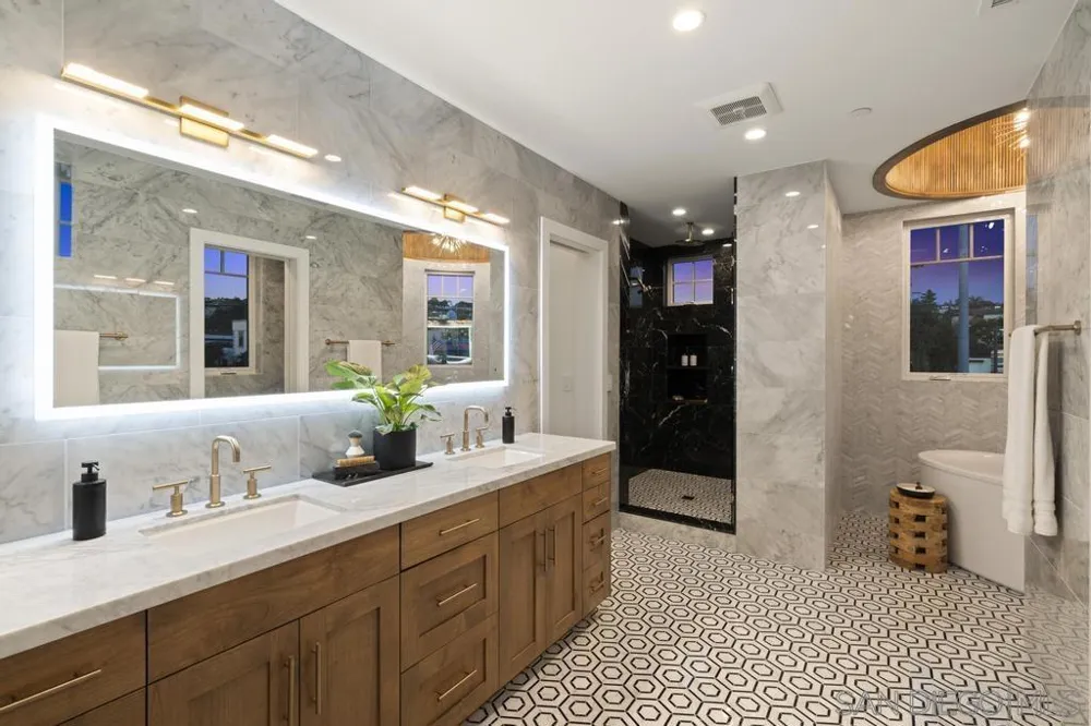 466 Westbourne St La Jolla, CA 92037