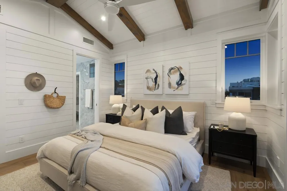 466 Westbourne St La Jolla, CA 92037