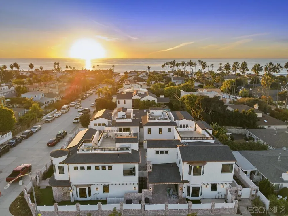 466 Westbourne St La Jolla, CA 92037