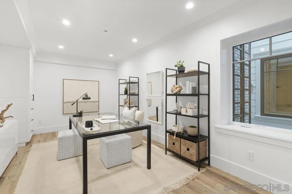 466 Westbourne St La Jolla, CA 92037