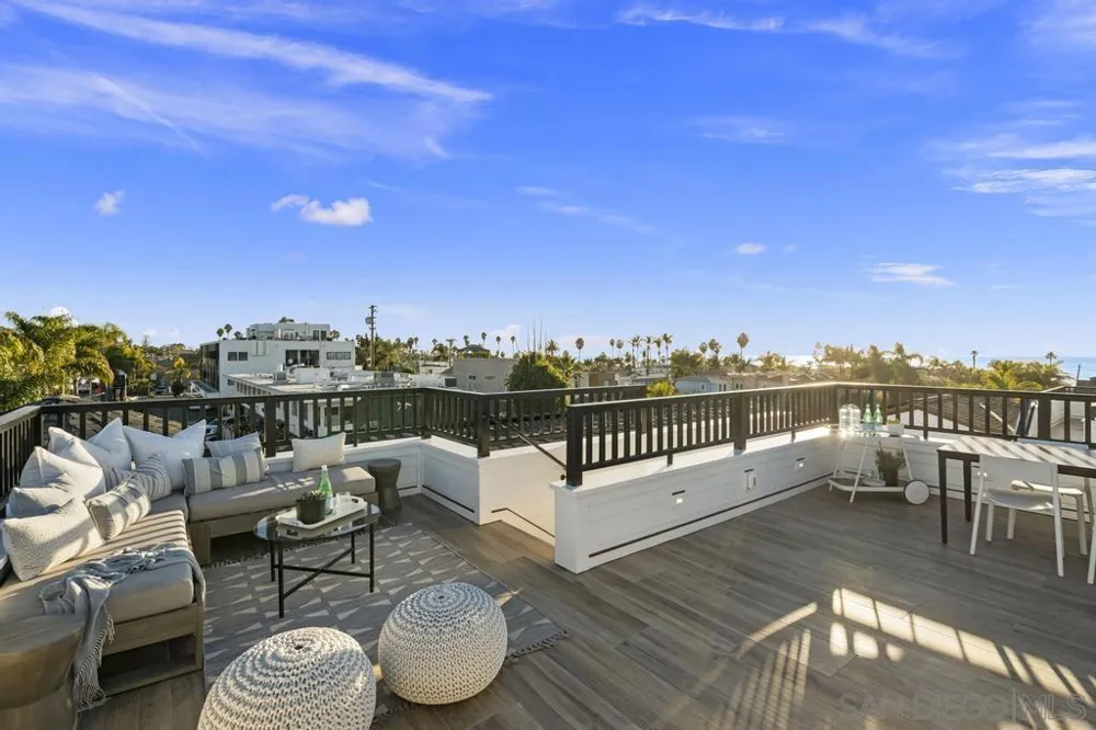 466 Westbourne St La Jolla, CA 92037