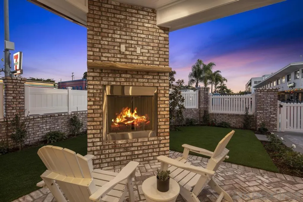 466 Westbourne St La Jolla, CA 92037
