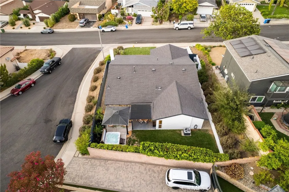 29332 Deep Shadow Drive Agoura Hills, CA 91301