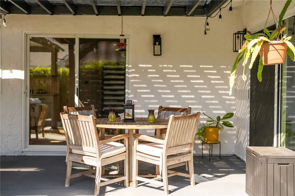 29332 Deep Shadow Drive Agoura Hills, CA 91301