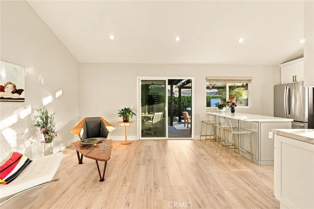 29332 Deep Shadow Drive Agoura Hills, CA 91301