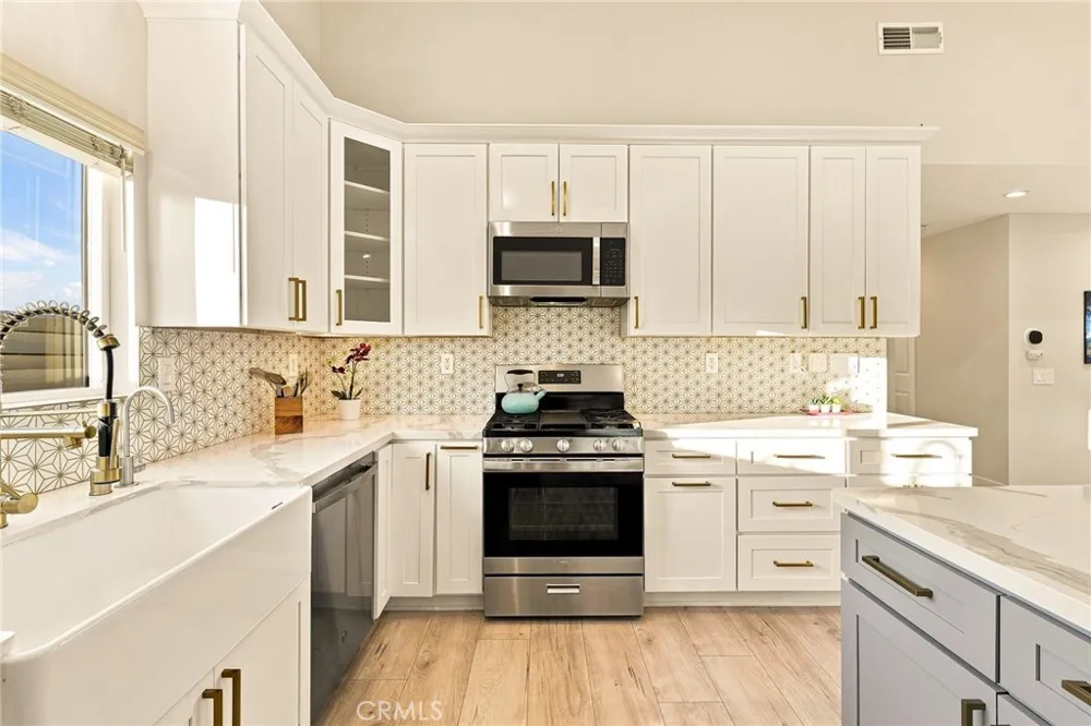 29332 Deep Shadow Drive Agoura Hills, CA 91301