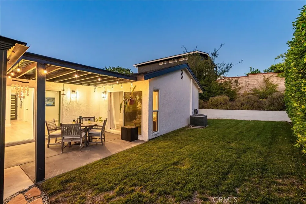 29332 Deep Shadow Drive Agoura Hills, CA 91301