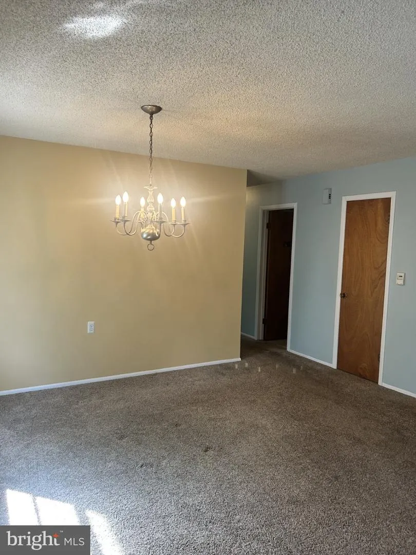 2 ACORN ROAD Manahawkin, NJ 08050