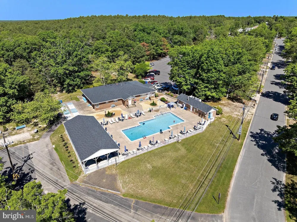 2 ACORN ROAD Manahawkin, NJ 08050