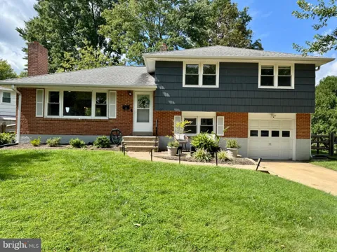1005 SEDWICK DRIVE