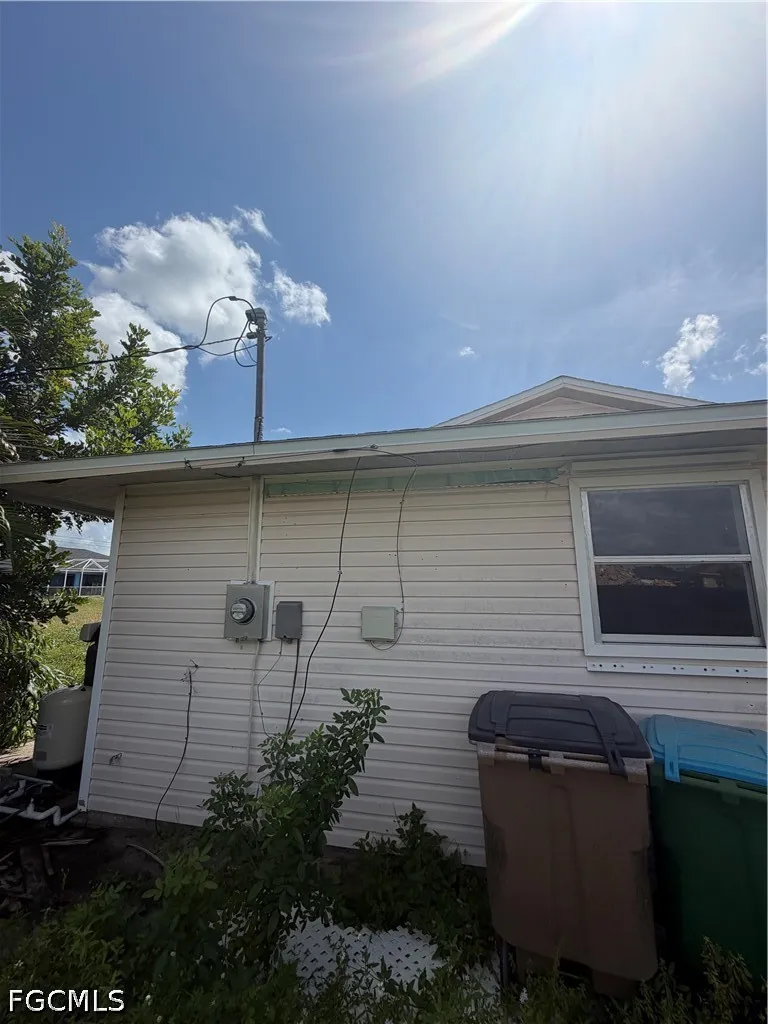 NE 15th Terrace Cape Coral, FL 33909