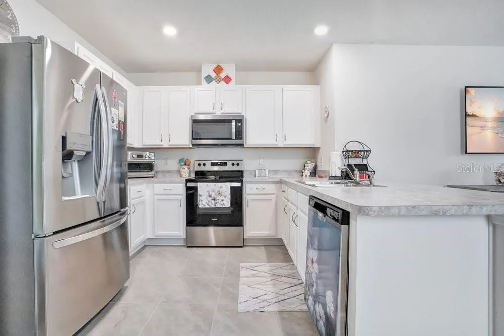 2763 SWOOPING SPARROW DRIVE St Cloud, FL 34773