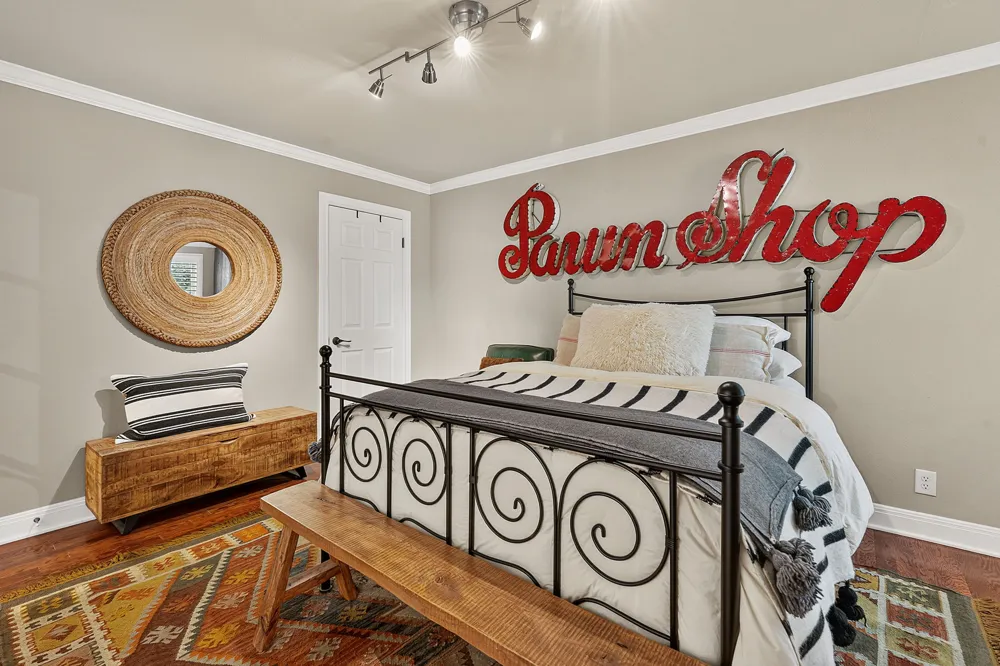 2500 Steck Avenue #4 Austin, TX 78757