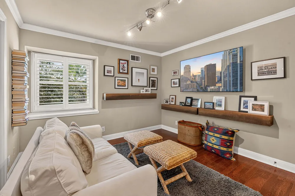 2500 Steck Avenue #4 Austin, TX 78757