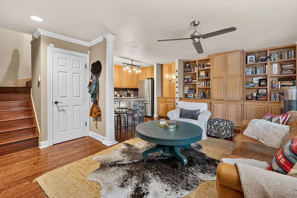 2500 Steck Avenue #4 Austin, TX 78757