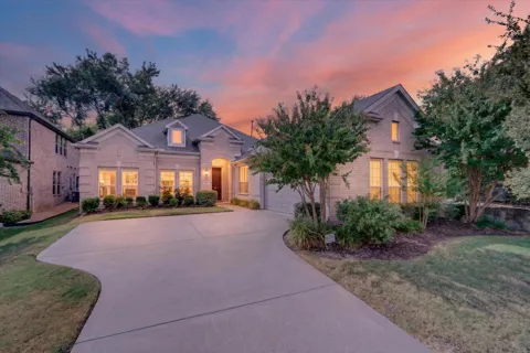 3005 Orleans Drive
