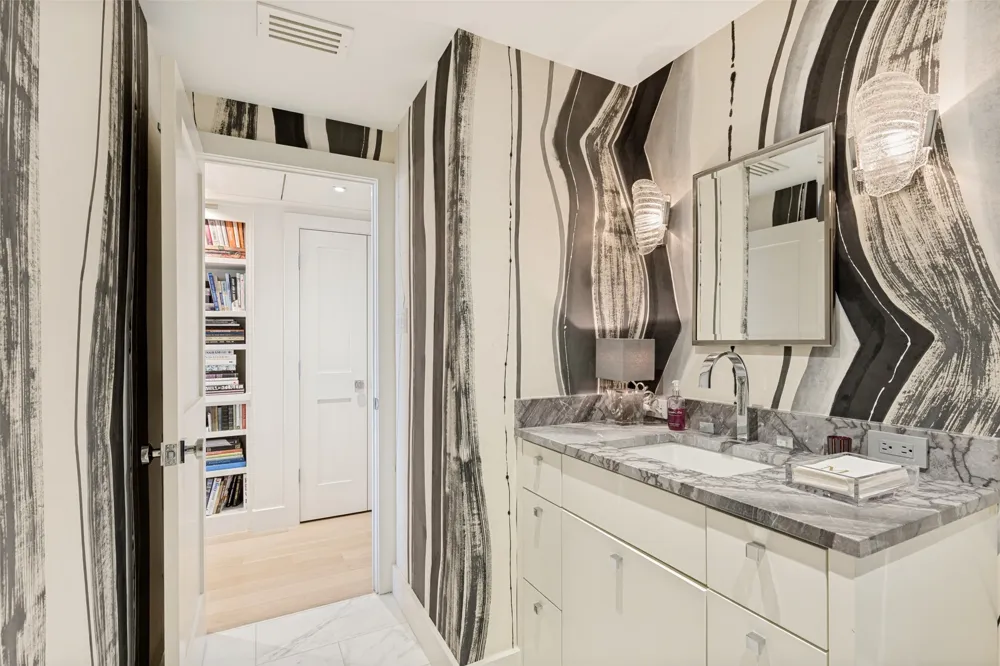 3310 Fairmount Street #9D Dallas, TX 75201