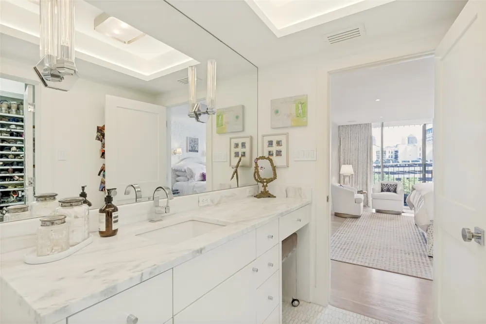 3310 Fairmount Street #9D Dallas, TX 75201
