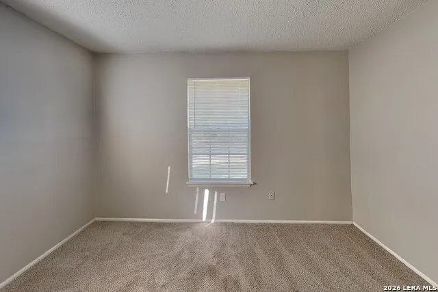 13622 Oak Breeze Universal City, TX 78148