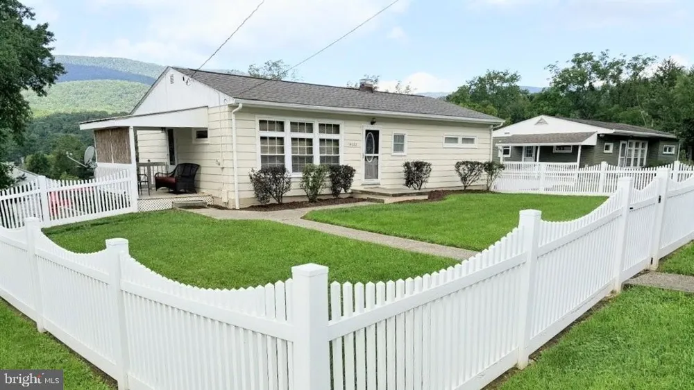 14022 CEDARWOOD DRIVE SW Cresaptown, MD 21502