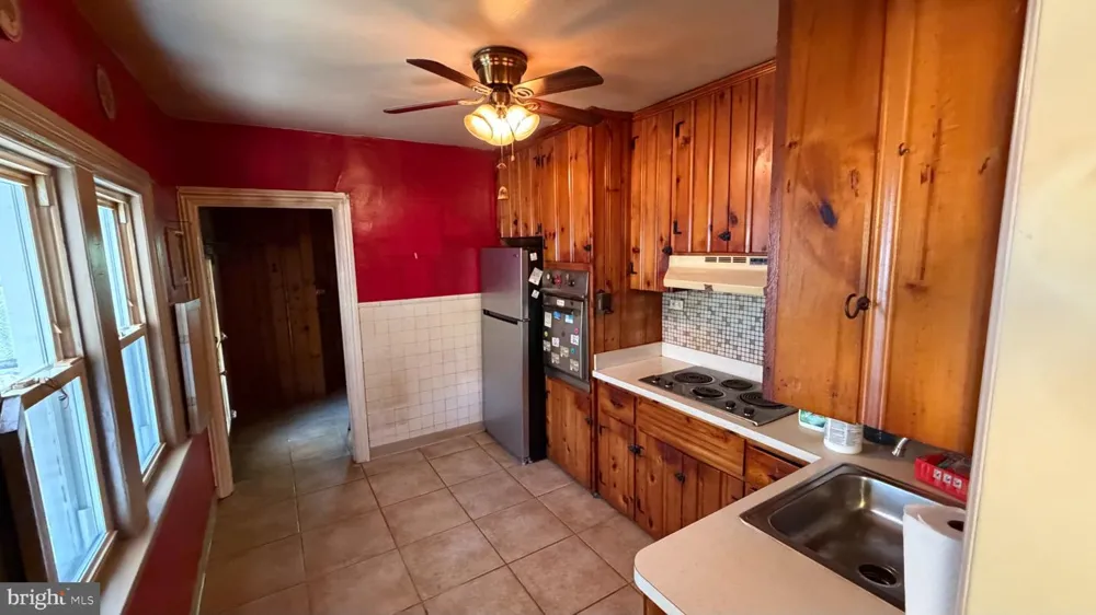 117 MANOR ROAD Hatboro, PA 19040