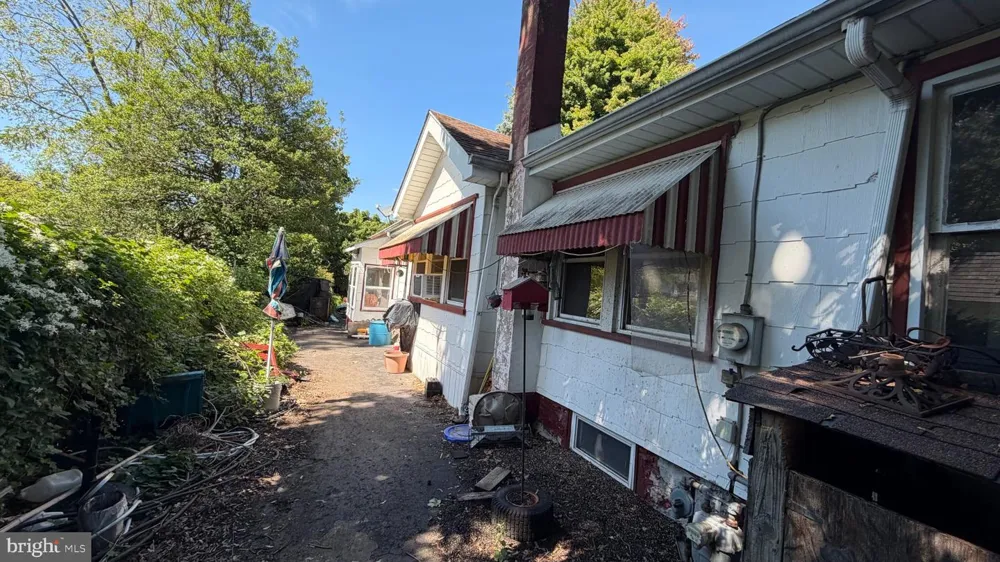 117 MANOR ROAD Hatboro, PA 19040