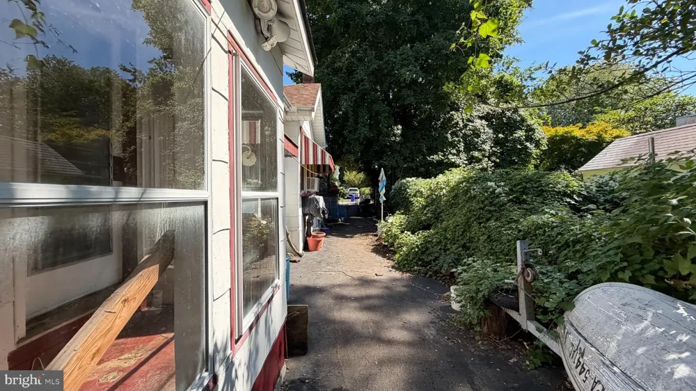 117 MANOR ROAD Hatboro, PA 19040