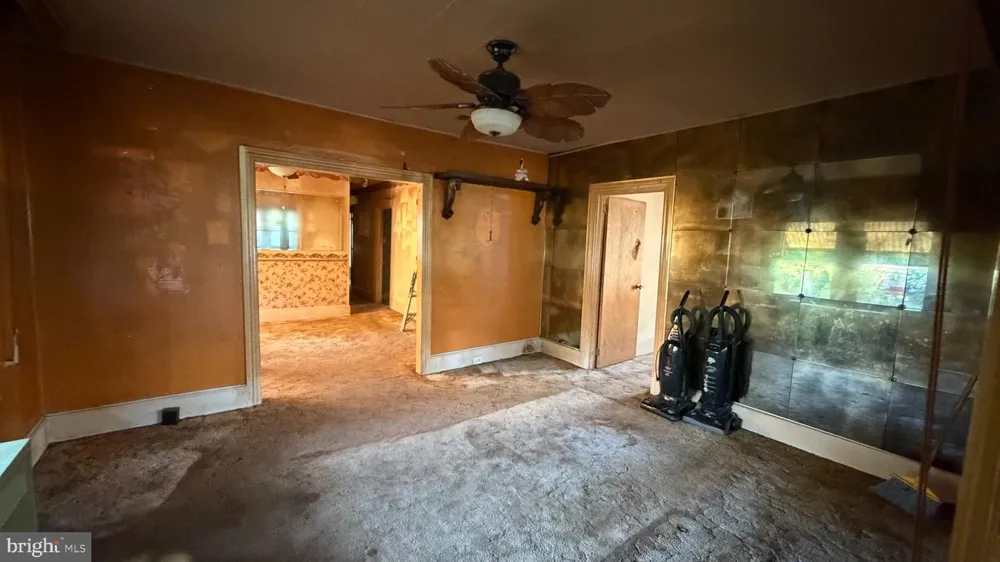 117 MANOR ROAD Hatboro, PA 19040