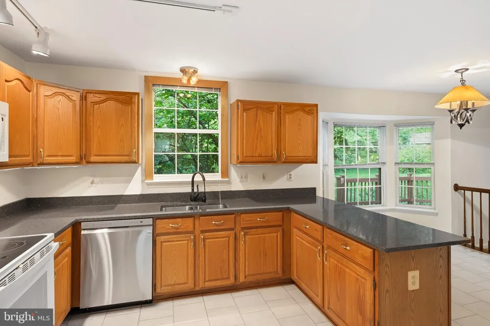 13408 KATRINKA DRIVE Bowie, MD 20720