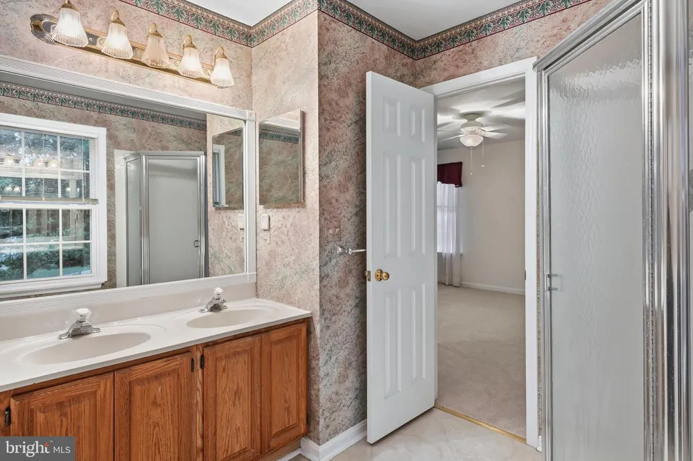 13408 KATRINKA DRIVE Bowie, MD 20720